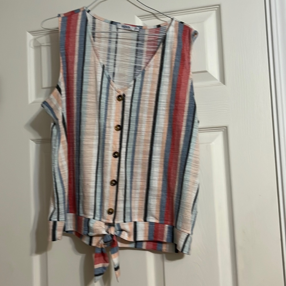 Tie front tank